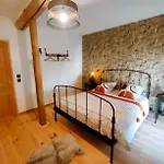 D'hotes La Cavaliere - La Source De Nos Racines - Corps De Ferme Au Coeur Du Parc Naturel De L'avesnois Beaufort (Nord)