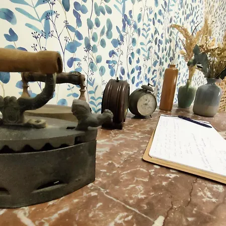 D'hotes La Cavaliere - La Source De Nos Racines - Corps De Ferme Au Coeur Du Parc Naturel De L'avesnois Bed and breakfast 4*