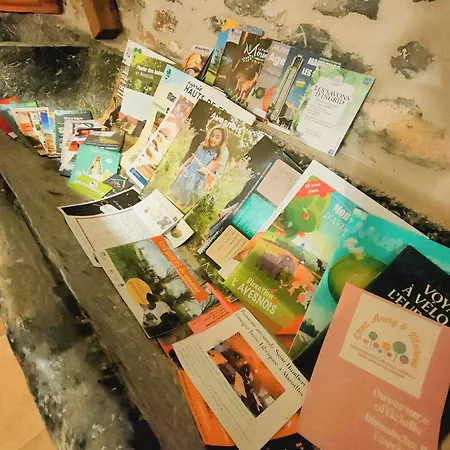 D'hotes La Cavaliere - La Source De Nos Racines - Corps De Ferme Au Coeur Du Parc Naturel De L'avesnois Bed and breakfast Beaufort (Nord)