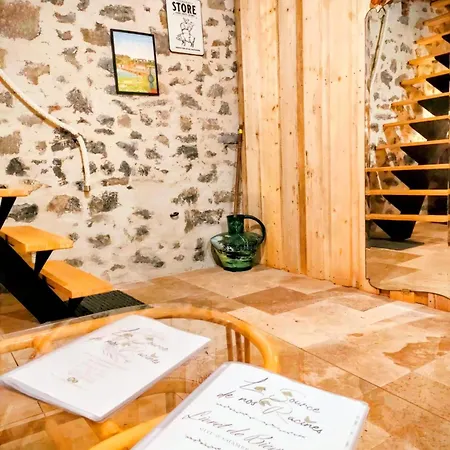 Couette-café D'hôtes La Cavalière à La Source De Nos Racines